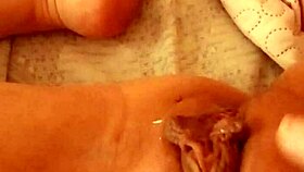 Mature MILF opens her pussy at dawn for intense fuck.