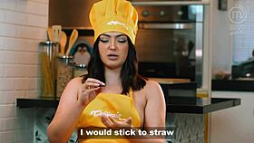 Clara Wellen Caught Opening Door Naked