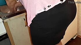 I Secretly And Riskily Masturbate Next To My Stepmom In The Kitchen 😈