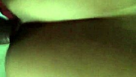 showing off a big ass in amateur video