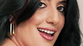 sarah gets 3 loads will pounder sarah arabic with big tits blowjob 😘