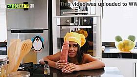 Clara Wellen Caught Opening Door Naked