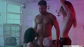 Does Wicked Seriex Feature We Can Build Her Alexis Tae Molly Little?