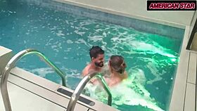 Levou Mulher pro Motel, Relaxou com Foda na Piscina