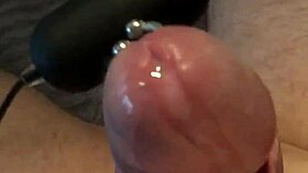 Hey, check out this handless cumshot with vibrator