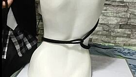 hey, peruvian boobs bdsm tutorial on tying tits 😏