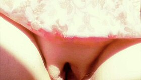 Mature exhibitionist flashes her big pussy