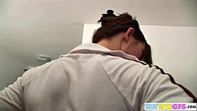 Brooke Skye Fingers Pussy To Orgasm Closeup