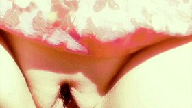 Mature exhibitionist flashes her big pussy