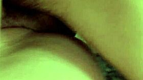 Nettes Britisches Teen 18+Ie Mit Kleinen Titten Versucht Ihren Ersten Porno