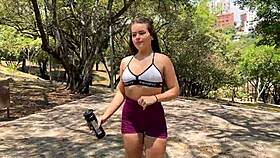 colombian babe meets stranger outdoors