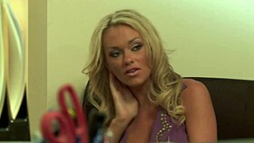 i watch chloe n paige fuck in fishnet, fingerin and assfuckin on bed