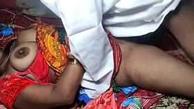 teen pakistani wife gets shaved pussy fucked in hindi 😍