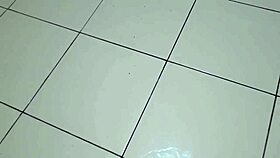 A mostohatestvérem rajtakapott, hogy pornót nézek?