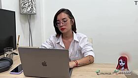 I Masturbate In The Office With Hot Talks