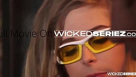 Penny Pax in Avengers vs X-Men XXX parody, getting fucked doggystyle and missionary