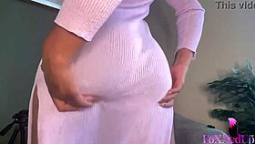 Jenna Foxx Masturbates with Dildo on Big Pussy Lips