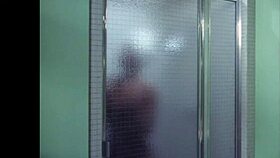 Kolchak's Night Stalker Meets Sexy Ebony Shower Girl In Bathroom