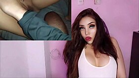 Vagina virgen siendo cogida por primera vez con horny teen