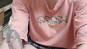 Shemale Ting Xuan performs blowjob on dildo