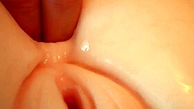 PLAY WITH A BEAUTIFUL PUSSY