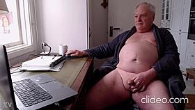 Chris B shows off her slutty homemade fun at 67! 😉