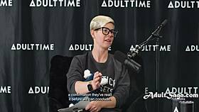 podcast interview with gorgeous redhead sophia locke