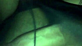 amature cum in pantyhose fast handjob