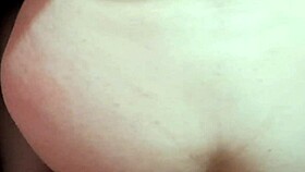 Me Encanta Hacerle Gemir a Mi Gordibuena?