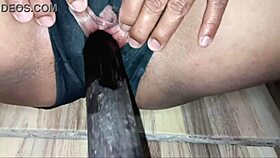 Большие сиськи берут хуй между ними