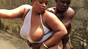 A real outdoor homemade video from Naija.