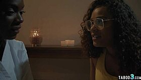 i'm watching ana foxxx and scarlit scandal eat pussies so good