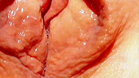 Hey, check out my big wet vulva flashing