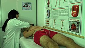 enfermeira fica excitada com ere��o do paciente