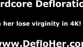 شابة 18+ مارغريت روبي تنظف كسها المحلوق بإثارة في الدش