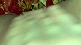 Watch snoewwhite masturbate with food in LA?