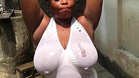 A real outdoor homemade video from Naija.