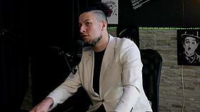 He Explained Massage Preliminaries, Takes Work Seriously, Learns Female Body And Squirting