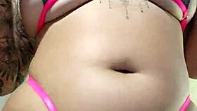 Young 18+ Masturbates for Lover, Sends Video