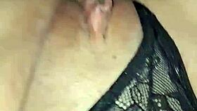 novinha with cold needed human heat to warm her pussy.