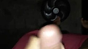 Gozando um pouquinho, brazilian style.