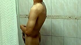 Empregadinha Linda Seduziu Patrão Casado Que Comeu Ela E Gozou Na Boca!