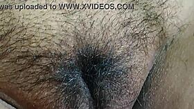desi bhabi cleans her hairy pussy!