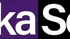 My 18-year-old Peruvian stepdaughter offers her pink pussy for inheritance