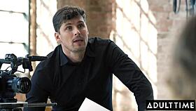 Euro hotties lick dripping pussies.