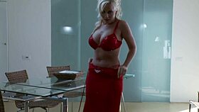 cindy dollar ready for party