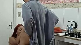 Empregadinha Linda Seduziu Patrão Casado Que Comeu Ela E Gozou Na Boca!