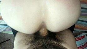 follando a mi hermanastra super duro y luego me chupa la polla tan bien