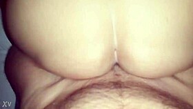 La churona enjoys her orgasm during intense pussy fucking.