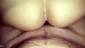 La churona enjoys her orgasm during intense pussy fucking.